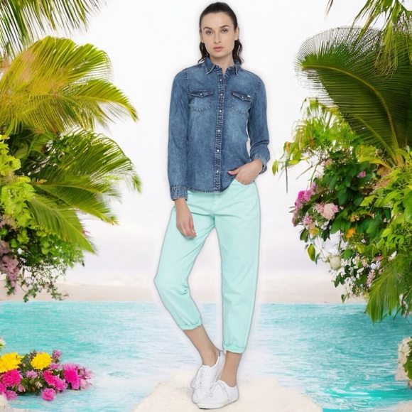 Forever 21 Premium Stone Wash Light Fade Teal Mom Fit Ankle Crop Denim - Picture 3 of 16